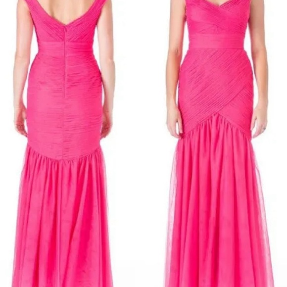 Monique Lhuillier Barbiecore Pink Tulle Double V Mermaid Formal Maxi Gown Size 6 - Picture 4 of 13